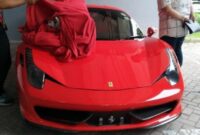 mimpi mobil hilang di parkir